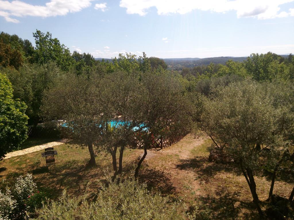 Gite Les Oliviers Cotignac Exterior foto